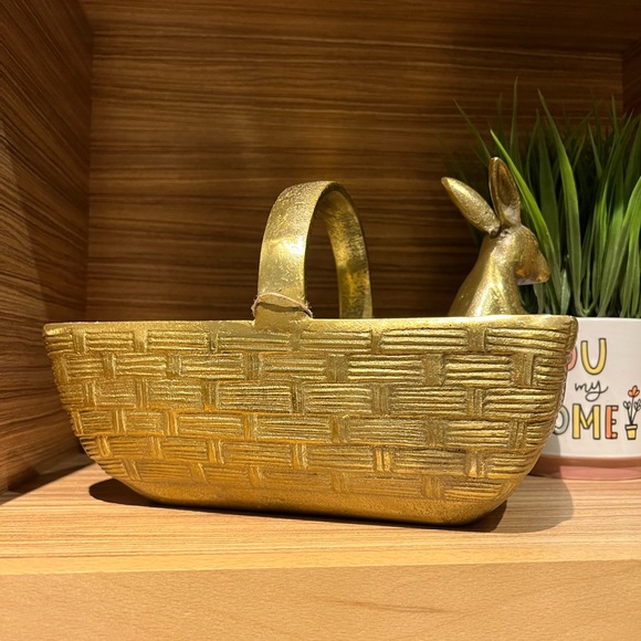 Brass Bunny Basket - Picture 2 of 6